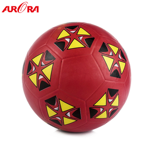 Pelota <span class=keywords><strong>de</strong></span> fútbol <span class=keywords><strong>de</strong></span> goma personalizada, barata, tamaño 4/8 pulgadas, 350-400g, vejiga <span class=keywords><strong>de</strong></span> goma, 32 paneles - Product Image 3