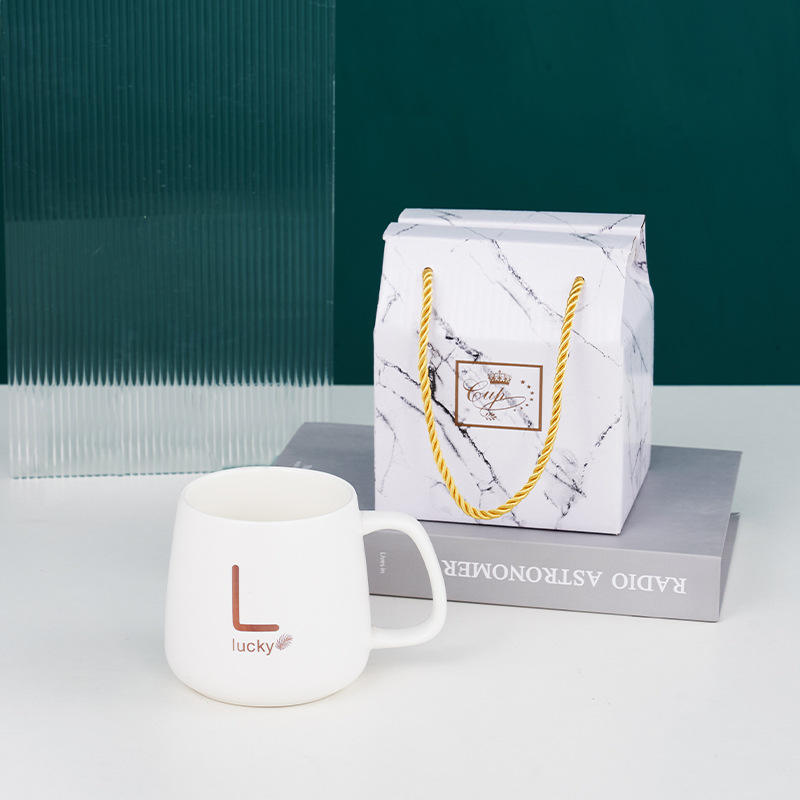 สีน้ำเงิน