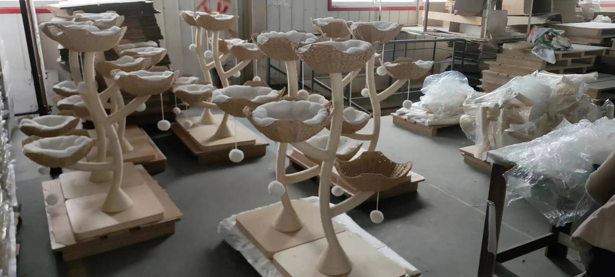 Torre moderna para gatos de una sola rama, condominio de madera sostenible para gatos, muebles de escalada y regalo para amantes de los gatos