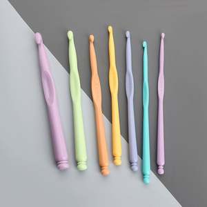 Ventes couleur pull en plastique fait à la main bricolage outil de tricot laine dentelle Crochet aiguille - Product Image 2