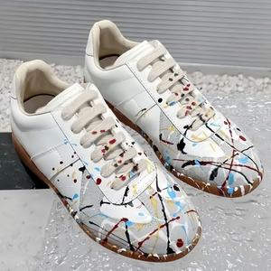 Zapatos Casuales de Mujer, Estilo Moderno, con Pigmentos de Graffiti, Ligeros, Transpirables, de Cuero Genuino, con Amortiguación - Product Image 1