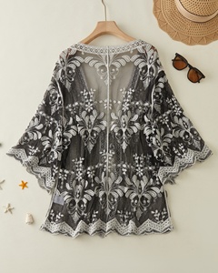 <span class=keywords><strong>Copricostume</strong></span> da Spiaggia <span class=keywords><strong>Bianco</strong></span> per Donna, Stile Bohémien con Motivi Floreali, Scollo a V, Maniche Corte, Design Traforato Traspirante, 100% Poliestere - Product Image 3