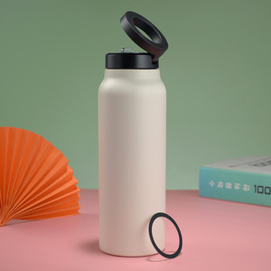 Nouvelle conception, bouteille d'eau isotherme avec couvercle magnétique de 24 oz, support de téléphone, thermos en acier inoxydable avec couvercle magnétique pour téléphone - Product Image 5