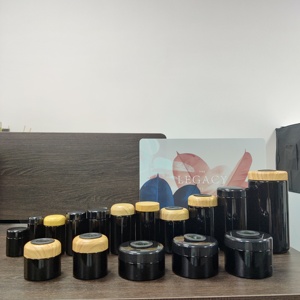 Pots en verre noir 4oz 250ml 500ml 1L Pots résistants aux UV 1 3.5 7 grammes Pot d'emballage de fleurs Thermomètre anti-odeur Récipient en verre - Product Image 1