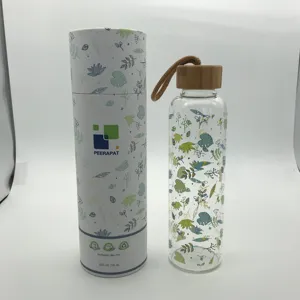 Garrafa de água borosilicate de 550ml, garrafa de vidro personalizada sem bpa com manga de cortiça e tampa de bambu