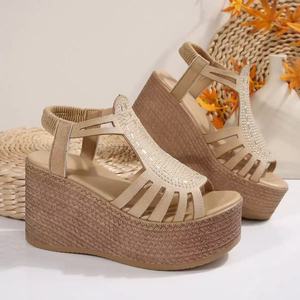 Sandalias de <span class=keywords><strong>cuña</strong></span> baratas al por mayor para <span class=keywords><strong>mujer</strong></span>, sandalias de playa negras, <span class=keywords><strong>zapatos</strong></span> de <span class=keywords><strong>cuña</strong></span> de tacón alto cómodos para verano - Product Image 2