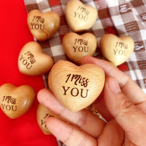 Uionen Small Fat Beech Solid Wood <b>Hearts</b> Oil Wrapped <b>Wooden</b> <b>Heart</b> Ornaments Artminds <b>Craft</b> Gifts <b>for</b> Home Decoration - Product Image 4