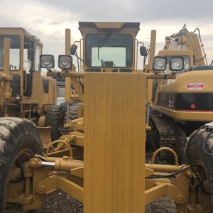 Niveleuse CAT 140H d'occasion importée, modèle 2018, 2500 heures, 21000 kg, intégrité structurelle, sans déformation, équipement fiable, composants essentiels - Product Image 2