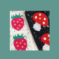 Écharpe pour bébé en acrylique de style pastoral français, tricotée à la main avec des motifs d'animaux, de fraises, de fleurs et de feuilles