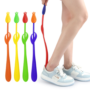 Extracteur de chaussures tulipe avec poignée étendue pour femmes âgées et enceintes sans squat ni courbure en plastique durable - Product Image 6
