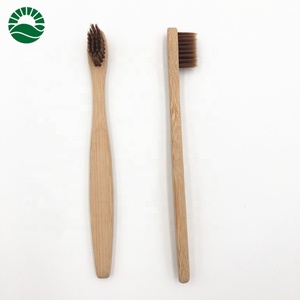 Brosse à dents biodégradable en <span class=keywords><strong>charbon</strong></span> de bois, organique, imperméable, à poils doux en nylon, pour usage hôtelier, réutilisable, avec logo laser, écologique - Product Image 2