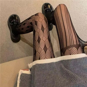 Collants sexy pour femmes, à motif lettres, en résille, avec coutures discrètes, à bout couvert, en nylon ajouré et velours, tendance et uniques - Product Image 6