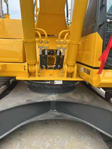 Excavatrice hydraulique sur chenilles KOMATSU PC220-8 de 22 tonnes avec pompe de boîte de vitesse de moteur Année modèle 2024 certifiée EPA - Product Image 4