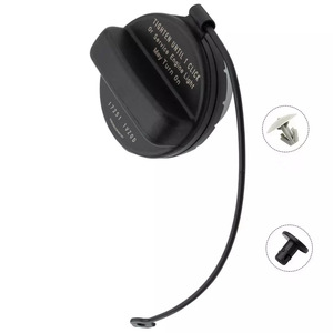 Tapa del Tanque de Combustible con Asa 17251-1VZ0D para Infiniti, de Plástico con Correa y Clips - Product Image 1