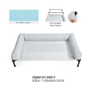 Cómodo colchón elevado para perros con refrigeración impermeable - Product Image 1