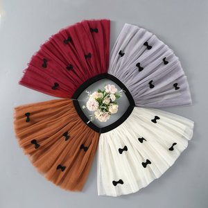 Tutù per Bambine da 3-12 Anni, <span class=keywords><strong>Gonna</strong></span> in <span class=keywords><strong>Tulle</strong></span> Morbido con Fiocco Nero per Danza Classica - Product Image 1