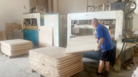 Machine de presse de panneaux de meubles en bois à haute fréquence HF Type manuel Machine de joint de doigt de collage de bord Nouveau travail du bois