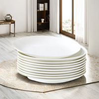 Assiettes de restaurant modernes en porcelaine blanche de 8 pouces, design rond en céramique, caractéristique écologique pour les mariages, prix d'usine