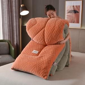 Vente directe usine – Couette d'hiver épaisse <span class=keywords><strong>et</strong></span> chaude en sherpa, couette en velours d'agneau, couette moelleuse, ensemble de draps de lit d'hiver, couvertures - Product Image 4