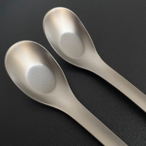 Cuchara de Titanio para Purificar Alimentos, Cuchara Plana de Fondo Grueso para Postres, Cuchara de Viaje de Color Sólido para Adultos - Product Image 2