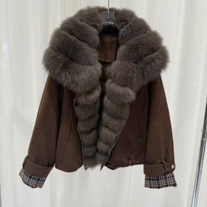 Veste matelassée épaisse en fourrure de renard véritable naturelle pour femmes, <span class=keywords><strong>parka</strong></span> imperméable en duvet de canard avec manches en forme de grille - Product Image 2
