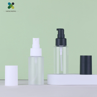 En stock – Flacon de lotion transparent en plastique de 60 ml avec pompe, vaporisateur à fine brume givrée pour kits de soins de la peau format voyage – Prise en charge OEM