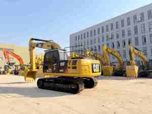Excavatrice sur chenilles longues CAT 323DL d'occasion à faible nombre d'heures de fonctionnement, 23 tonnes, pelle hydraulique Caterpillar d'origine - Product Image 2