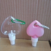 Flacon pulvérisateur transparent en PET de 50 ml personnalisé, en forme de feuille ou de cœur, pour parfum, désinfectant pour les mains, cosmétiques, avec crochet métallique