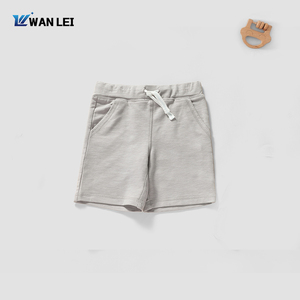 Boutique Minimalistisches Jungen-Sommerset Luxuriöse Baumwollmischung Kinderkleidung Elegantes Kleinkind <span class=keywords><strong>2</strong></span>-Teiliges Outfit Familien-Partnerlook - Product Image 4