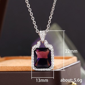 Collana con Ciondolo Rettangolare Colorato, Gioiello di Moda per Donne - Product Image 5