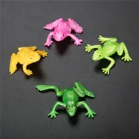 Toptan satış kapsül promosyon plastik oyuncaklar simülasyon hayvan kauçuk yumuşak TPR streç Mini kurbağa oyuncak