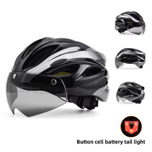 Casco <span class=keywords><strong>de</strong></span> Ciclismo <span class=keywords><strong>de</strong></span> Montaña Unisex Barato al por Mayor <span class=keywords><strong>de</strong></span> Fábrica con Luces, Cierre Magnético Transpirable y 18 Ventilaciones - Product Image 1