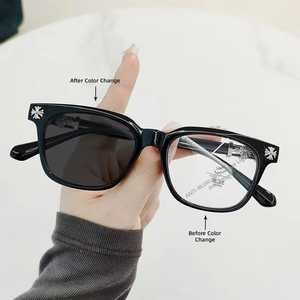<span class=keywords><strong>Occhiali</strong></span> Retrò Quadrati Anti Luce Blu, <span class=keywords><strong>Occhiali</strong></span> da <span class=keywords><strong>Computer</strong></span> alla Moda con Protezione Completa, <span class=keywords><strong>Occhiali</strong></span> Anti UV Leggeri per Uomo e Donna - Product Image 6
