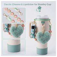 Sangle de poignée Daisy de haute qualité, anneau en silicone, capuchon de paille à fleurs, manchon de tasse en silicone à pompon pour bouteille d'eau Stanley