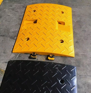 Dissuasori di Velocità Industriali per Esterni, Zone di Decelerazione, Riduzione Incidenti, Sicurezza <span class=keywords><strong>Stradale</strong></span>, Dissuasori in Gomma Resistenti - Product Image 5