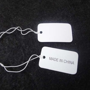 Etiqueta de papel hecha en China de 2.5x1.5 cm, blanca con letras negras para uso en prendas, etiquetas impresas personalizadas - Product Image 3
