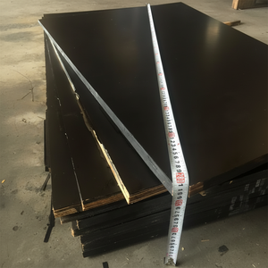 Contreplaqué filmé Fomex, première classe, émission E1, décoré des deux côtés, dos brun, épaisseur 12 mm/15 mm/18 mm, âme en eucalyptus - Product Image 1