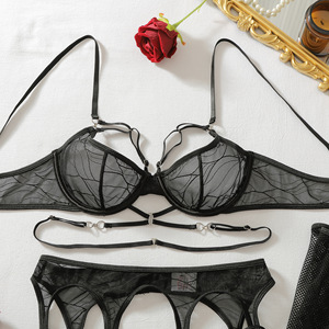 Ensemble de lingerie sexy 3 pièces <span class=keywords><strong>en</strong></span> résille ajourée avec <span class=keywords><strong>porte</strong></span>-<span class=keywords><strong>jarretelles</strong></span>, soutien-gorge et culotte pour <span class=keywords><strong>femme</strong></span> - Product Image 6