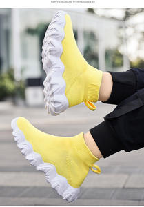 Chaussures de sport décontractées à semelle épaisse pour garçons et filles, nouvelle collection printemps, chaussettes élastiques montantes, antidérapantes, respirantes, semelle extérieure confortable en EVA - Product Image 2