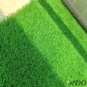 Rouleau <span class=keywords><strong>de</strong></span> <span class=keywords><strong>gazon</strong></span> artificiel pour l'extérieur 2m * 25m/4m * 25m <span class=keywords><strong>Gazon</strong></span> synthétique pour tapis <span class=keywords><strong>Gazon</strong></span> synthétique <span class=keywords><strong>Gazon</strong></span> artificiel <span class=keywords><strong>gazon</strong></span> artificiel - Product Image 5