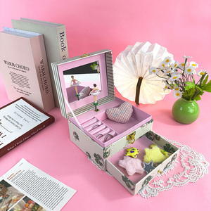 Carillon di Lusso Personalizzato Yiyu con Ballerina Danzante, Meccanismo a Manovella Rotante e <span class=keywords><strong>Canzoni</strong></span> Personalizzate - Product Image 2