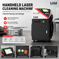 Machine de nettoyage au laser à fibre portative de 1500 W pour l'élimination des contaminants des surfaces de pièces métalliques de précision dans l'aérospatiale