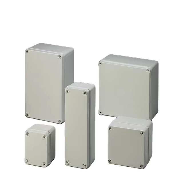 SELHOT AG IP67 Grey PC Enclosure High Sensitivity Waterproof Dustproof RoHS & CE Certified Customizable Outdoor Junction Box