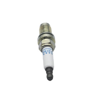 Bujía PZFR6R para NGK Platinum OE MD336367 5758 para <span class=keywords><strong>AUDI</strong></span> <span class=keywords><strong>A1</strong></span> BYD F3/G5/G6/S6/S7 - Product Image 6