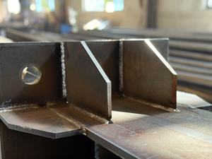 Hangar en acier préfabriqué moderne et efficace de conception industrielle Q235/Q345 avec garantie de 2 ans et conception de modèle <span class=keywords><strong>3D</strong></span> par Tsin - Product Image 6