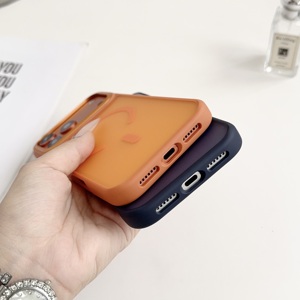 เคสโทรศัพท์กันกระแทก B440 แบบด้าน ผลิตจากวัสดุ PC  ดีไซน์น่ารัก  รองรับแม่เหล็ก  สำหรับ iPhone 17 Pro Max - Product Image 5