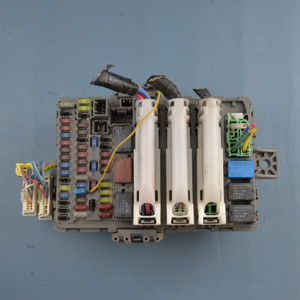 Unidad de Control de Carrocería BCM de Desguace para Automóviles de <span class=keywords><strong>Segunda</strong></span> <span class=keywords><strong>Mano</strong></span>, CRV CITY JADE T0A-H012 T0A-H010, Módulo de Control de Carrocería - Product Image 2