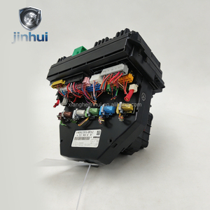 กล่องฟิวส์รถยนต์ DC 12V ใช้สำหรับ Mercedes-Benz E212 W204 C63AMG <span class=keywords><strong>CAB</strong></span> BOX ชิ้นส่วนยานยนต์ OE2129008507 - Product Image 2