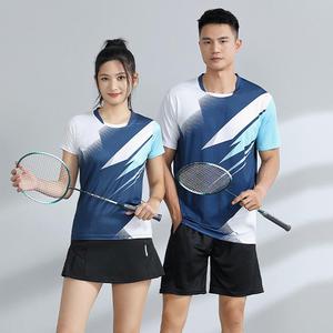 Kaos Olahraga Pria Kustom Pabrik, Cepat Kering, Bahan Polyester Bernapas, untuk Tenis, Bulu Tangkis, Pickleball, Pakaian Tim - Product Image 4