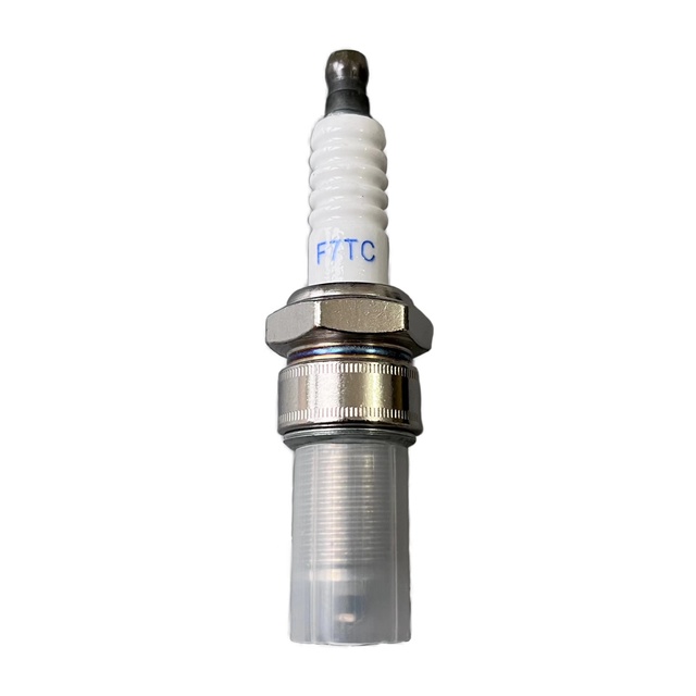 GX390 Ignition Plug Small Engine Parts F7TC 168F 188F 170F 173F GX420 GX160 GX200 Gasoline Generator Engine Parts Plug